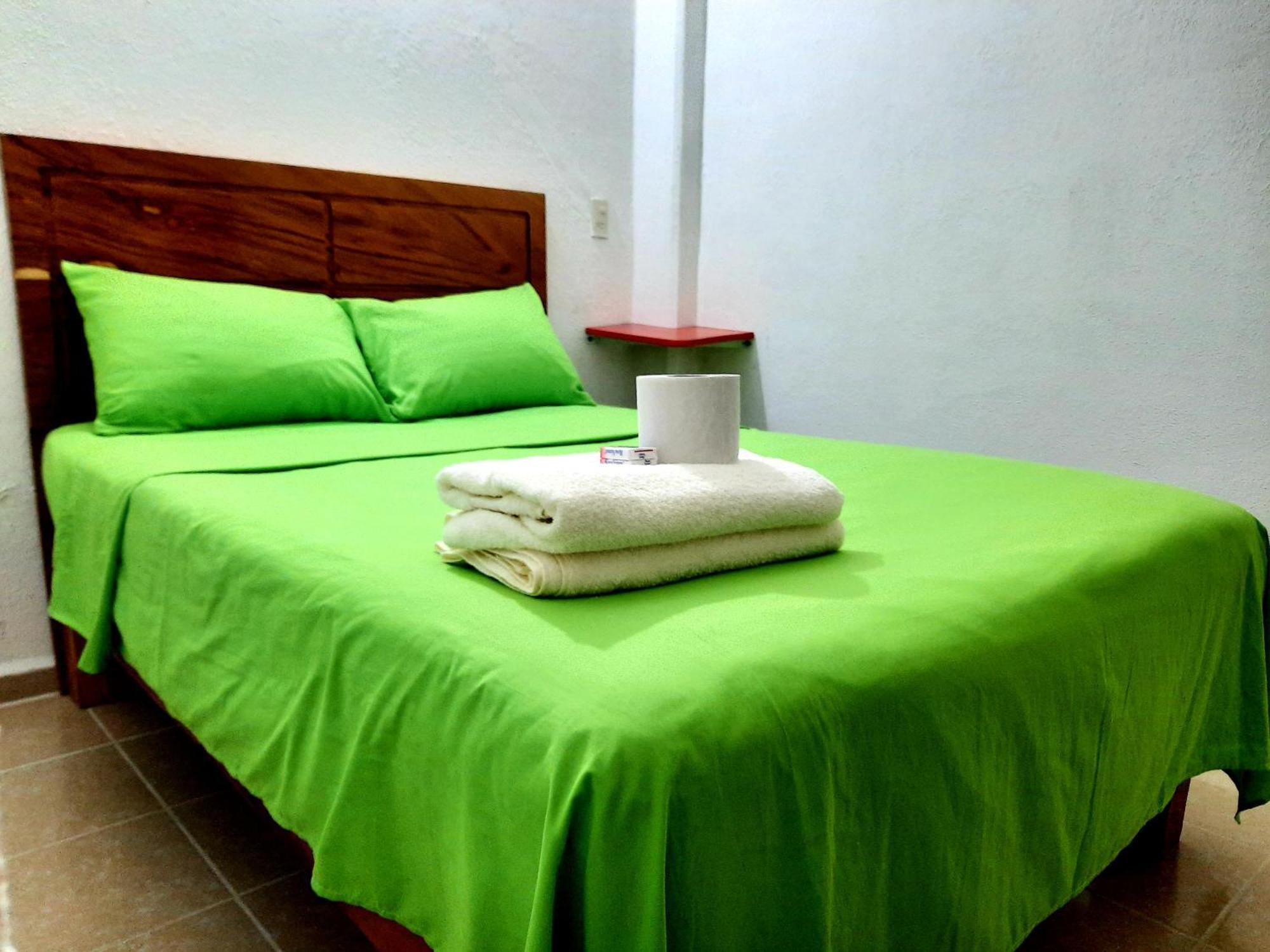 Cataviento Hotel Tecoanapa Exteriör bild